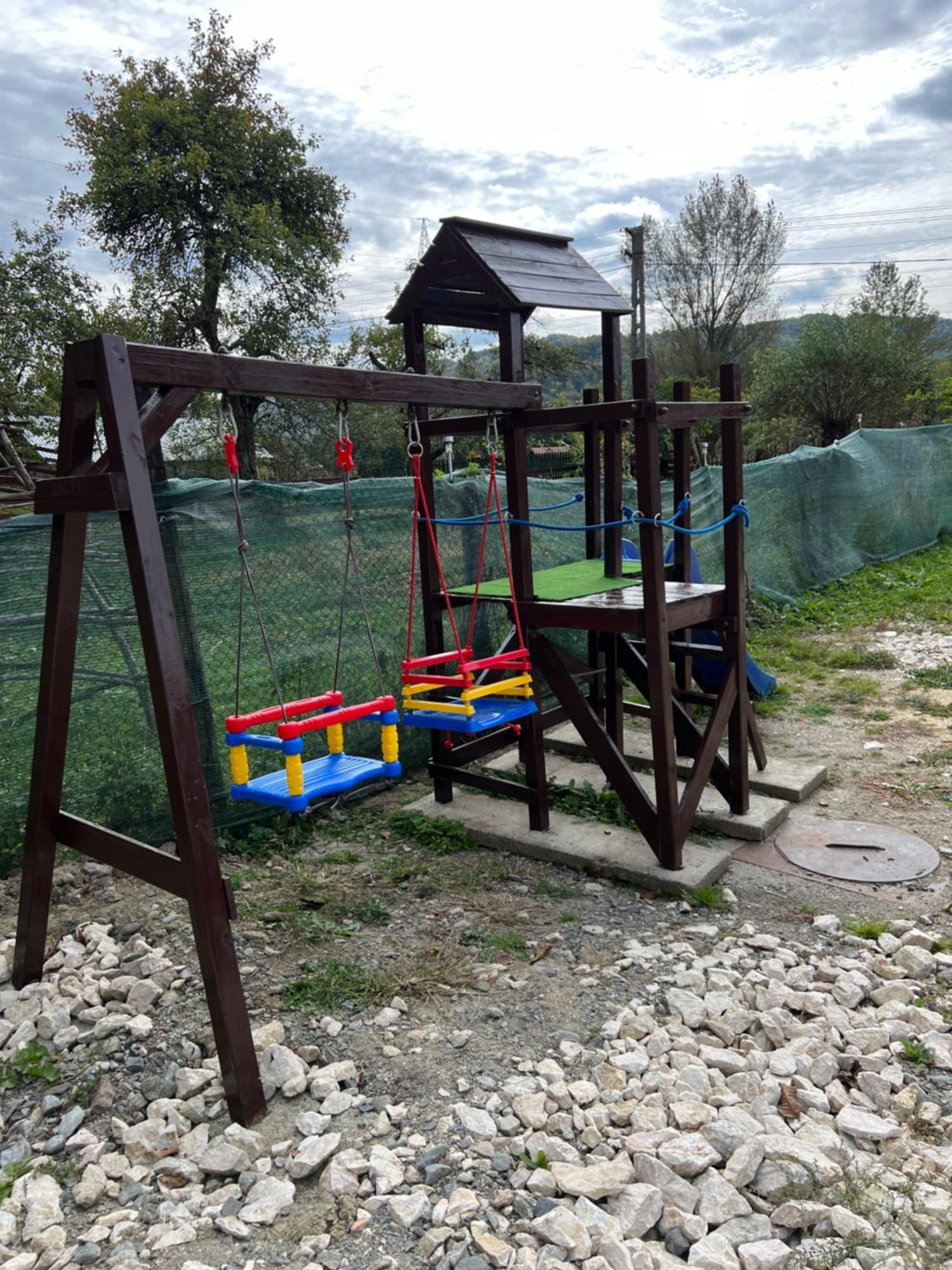 Villa Casa Lupilor Transfagarasan Căpăţîneni-Ungureni Exterior foto